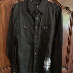 Men’s long sleeve black shirt